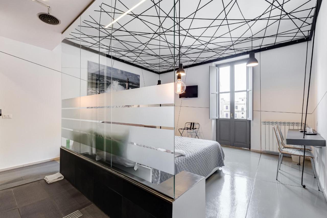 The Upper Couette-café